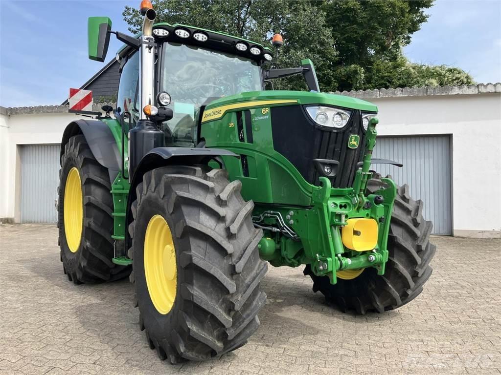 John Deere 6R 215 Tractoare