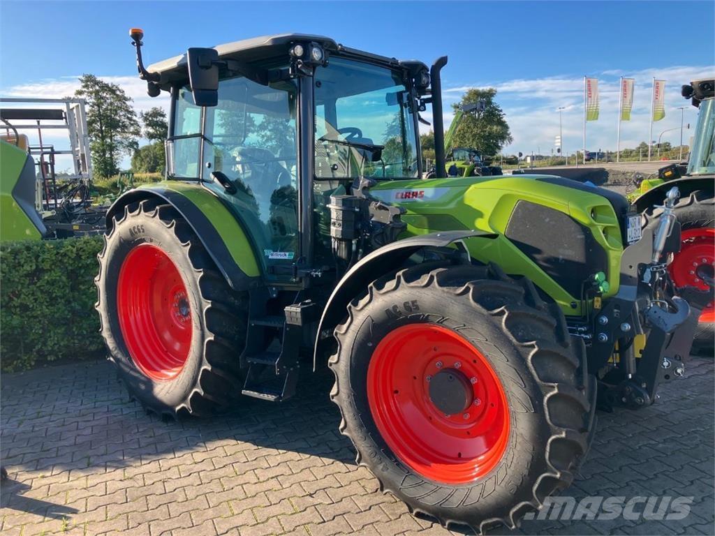CLAAS Axos 3.120 Tractoare