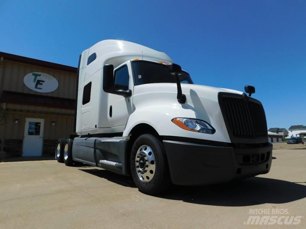 International LT 625 Autotractoare
