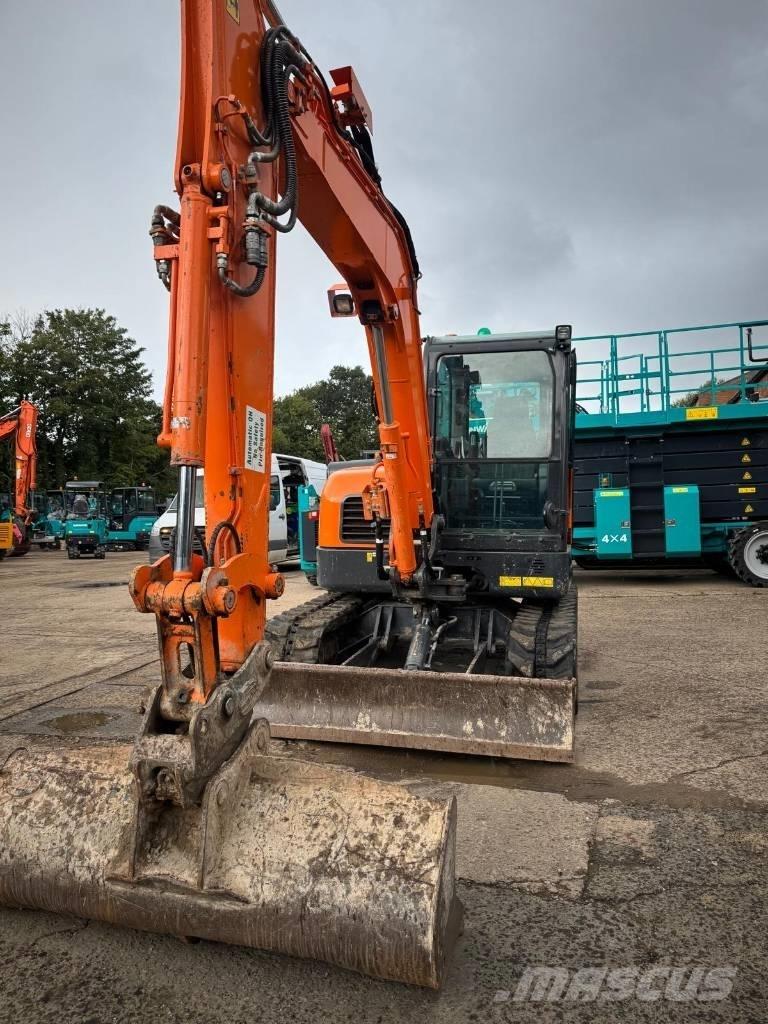 Doosan DX 63-3 Excavatoare pe șenile
