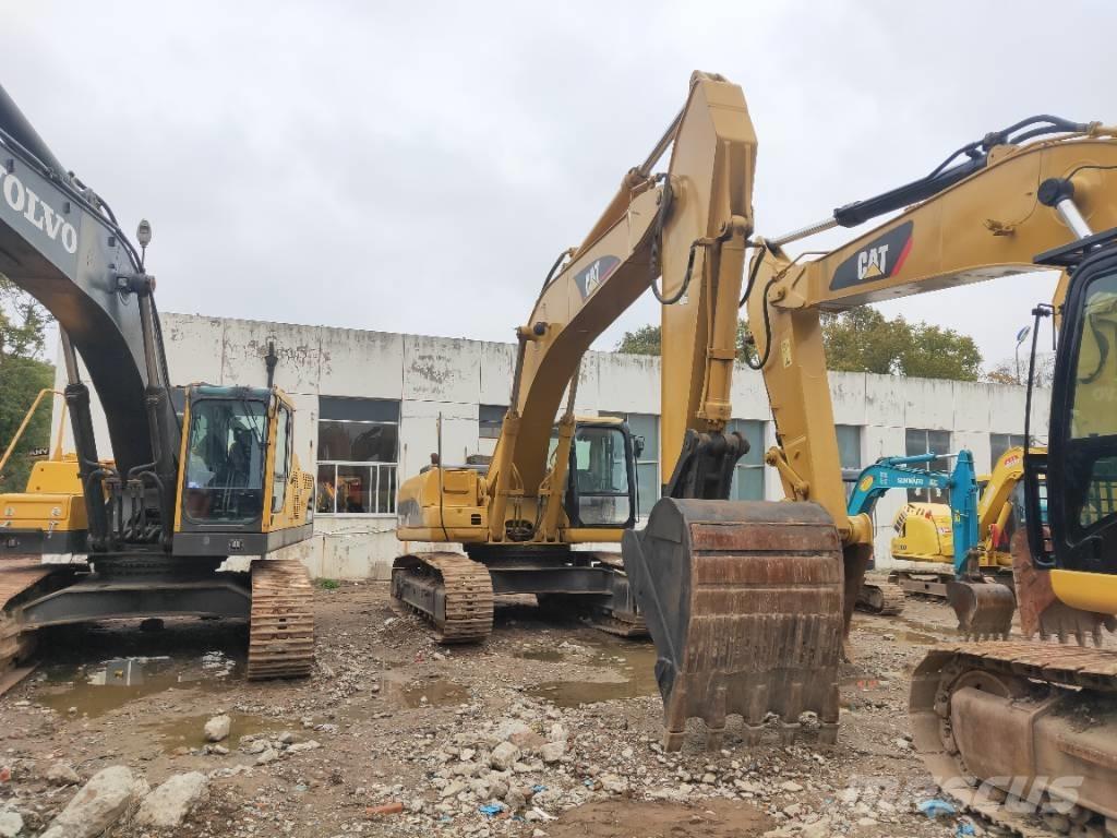 CAT 330C Excavatoare pe șenile
