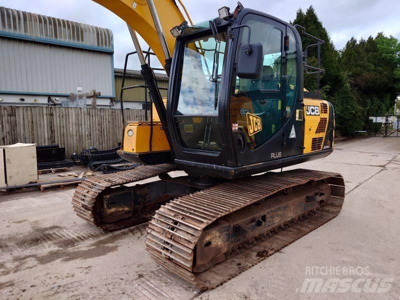 JCB JS 130 LC Excavatoare pe șenile
