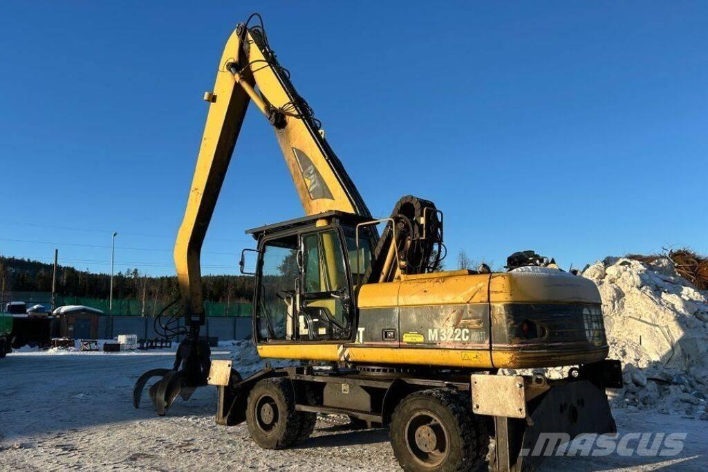 CAT M 322 C MH Paleta de manipulare