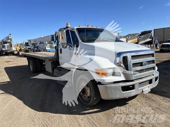 Ford F650 Camioane platforma/prelata