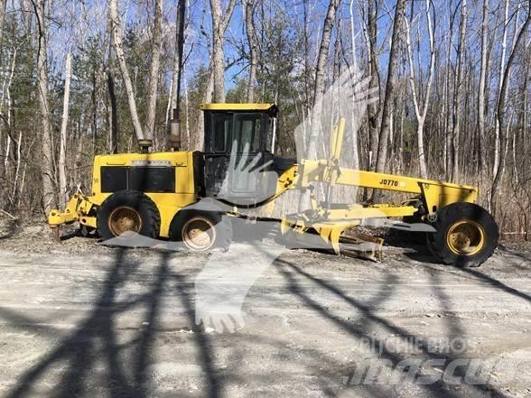 John Deere 770 Gredere