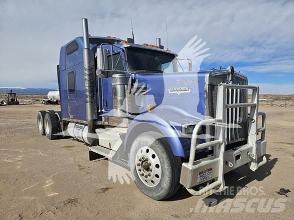 Kenworth W900 Autotractoare