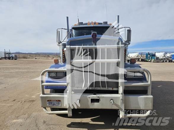 Kenworth W900 Autotractoare