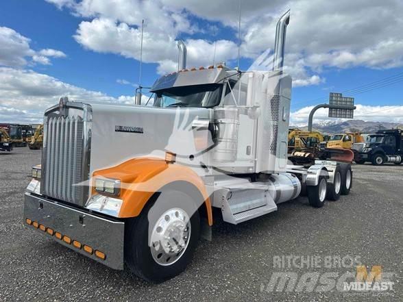 Kenworth W900 Autotractoare