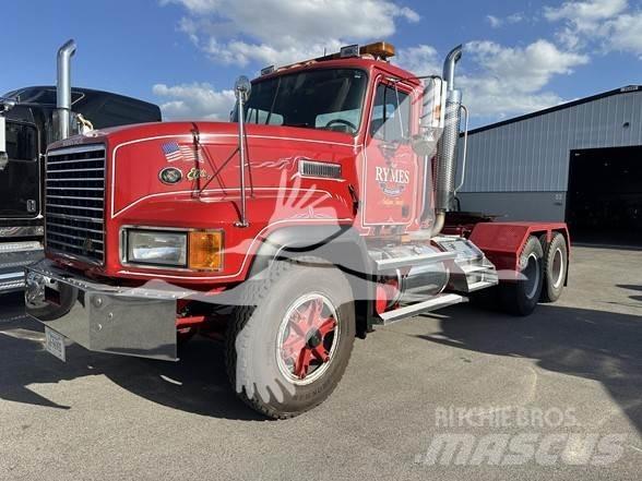 Mack CL753 Autotractoare