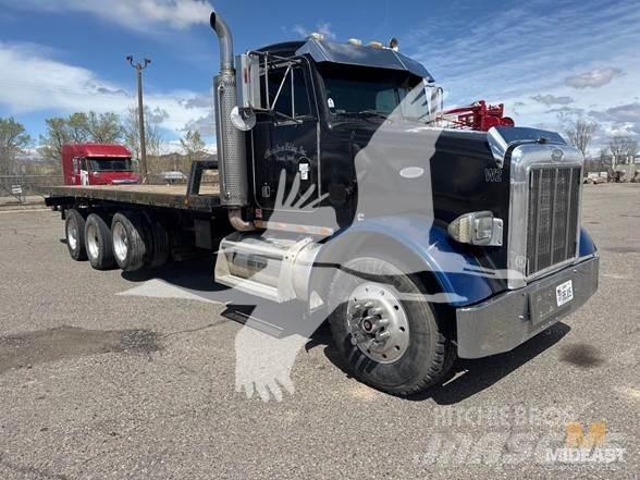 Peterbilt 357 Camioane platforma/prelata