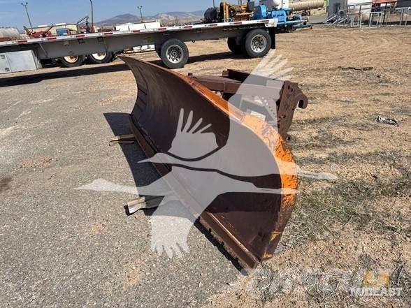  SNOW PLOW Utilaje construcții - Altele