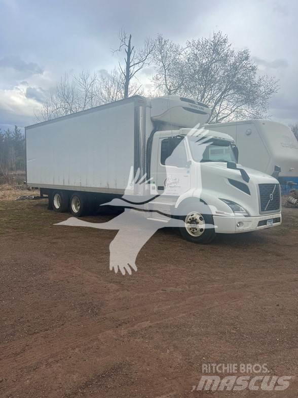 Volvo VNR42300 Utilaje construcții - Altele