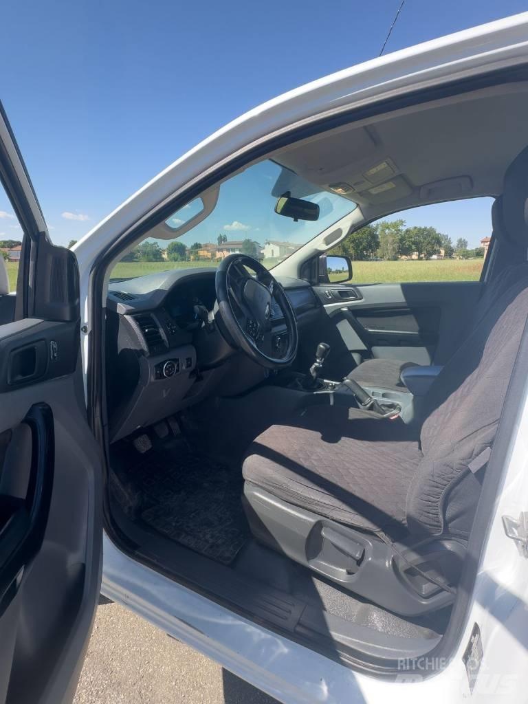 Ford Ranger XL Pick up/Platou