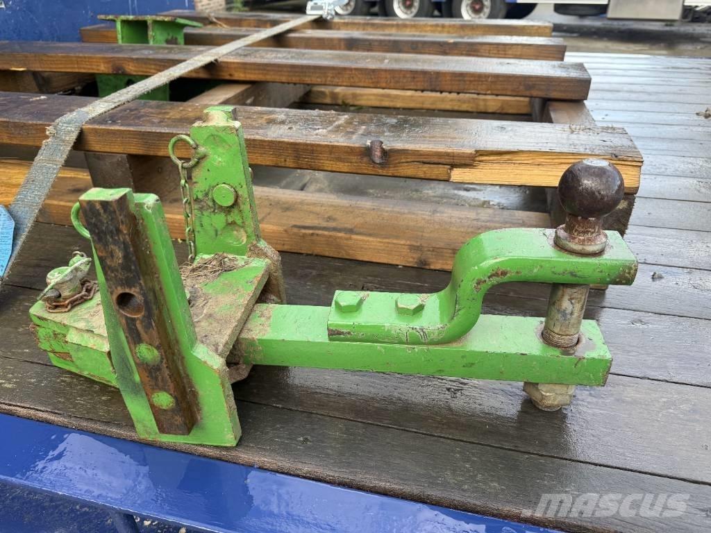 John Deere 5085 GV Tractoare