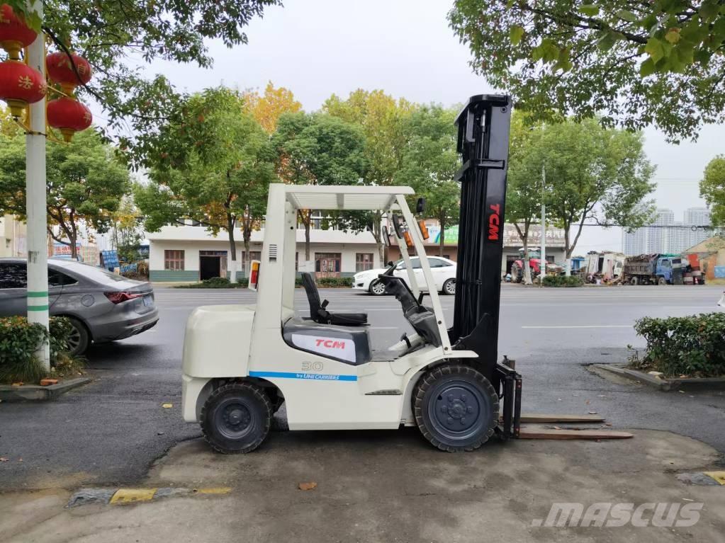 TCM 3t Stivuitor diesel