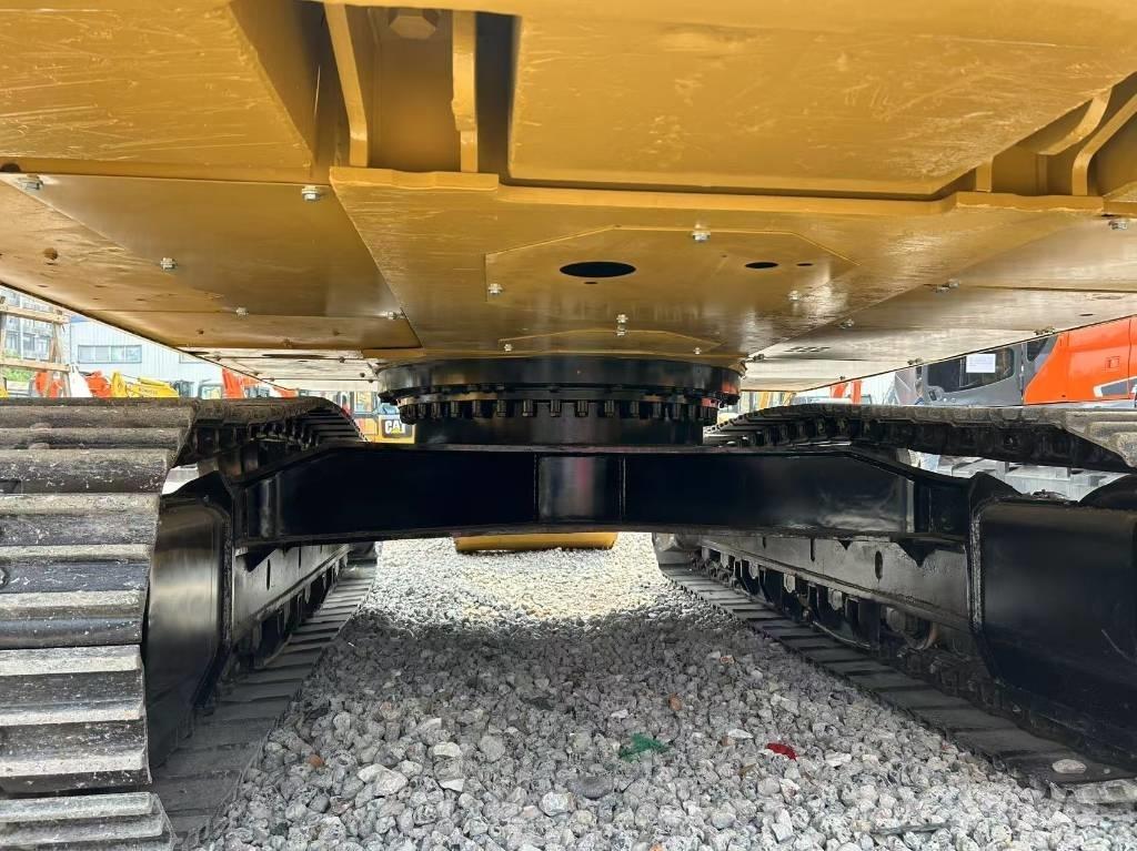 CAT 329 D Excavatoare pe șenile
