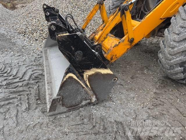 JCB 4 CX Buldoexcavatoare