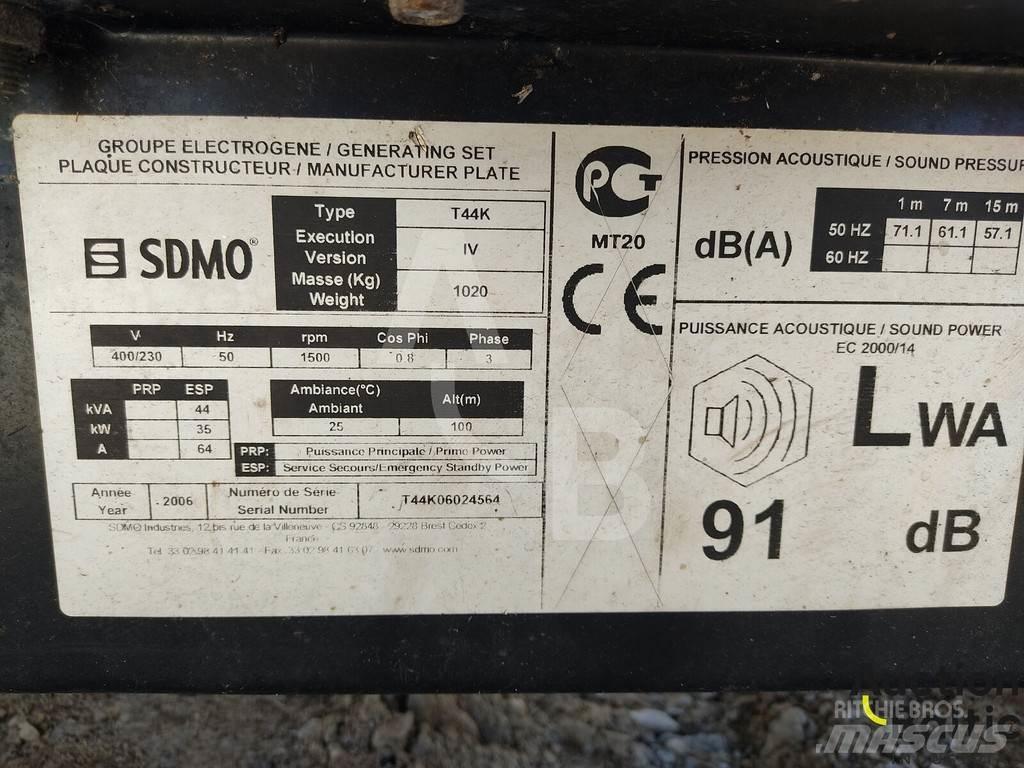 Sdmo T44K Generatoare Diesel