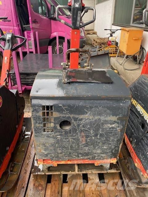 Bomag BPR 100/80 D Vibratoare