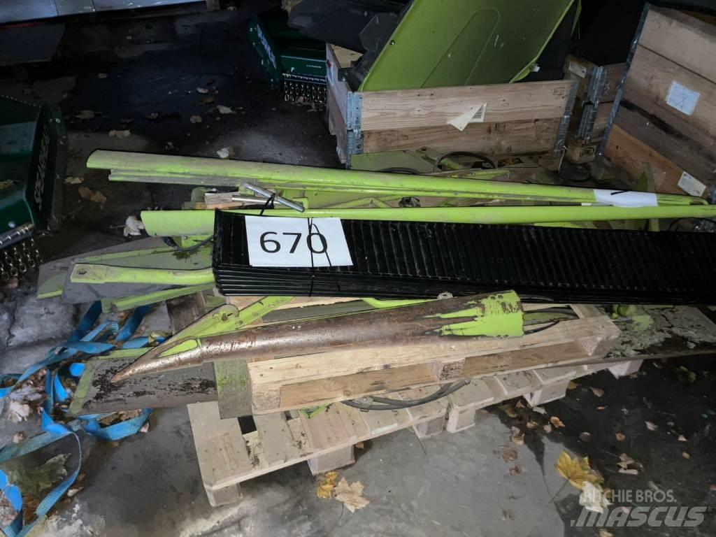 CLAAS Lexion 670 Combine de secerat