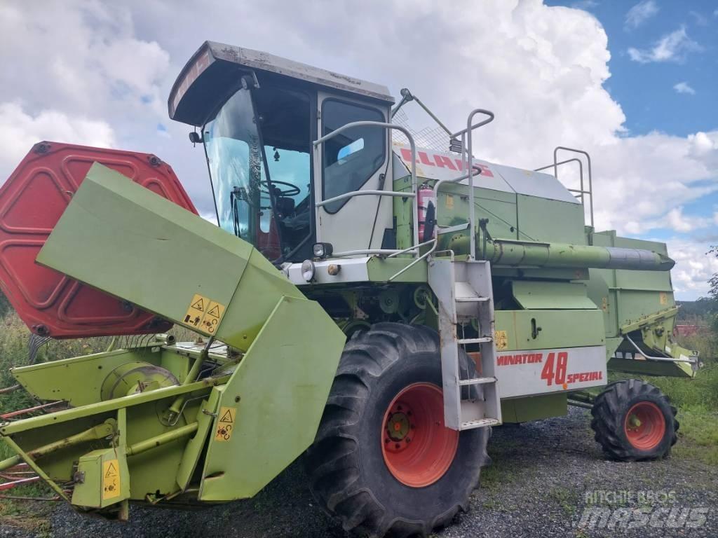 CLAAS 48 Spezial Combine de secerat