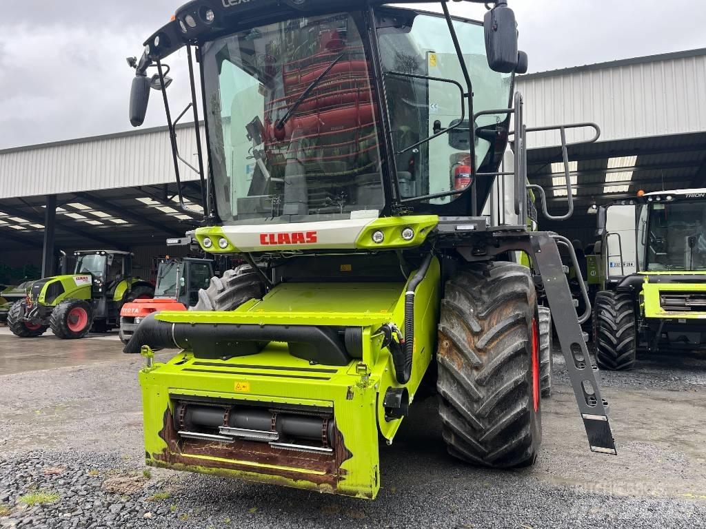 CLAAS Lexion 5400 Combine de secerat