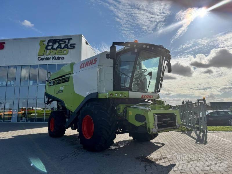 CLAAS LEXION 740 Combine de secerat