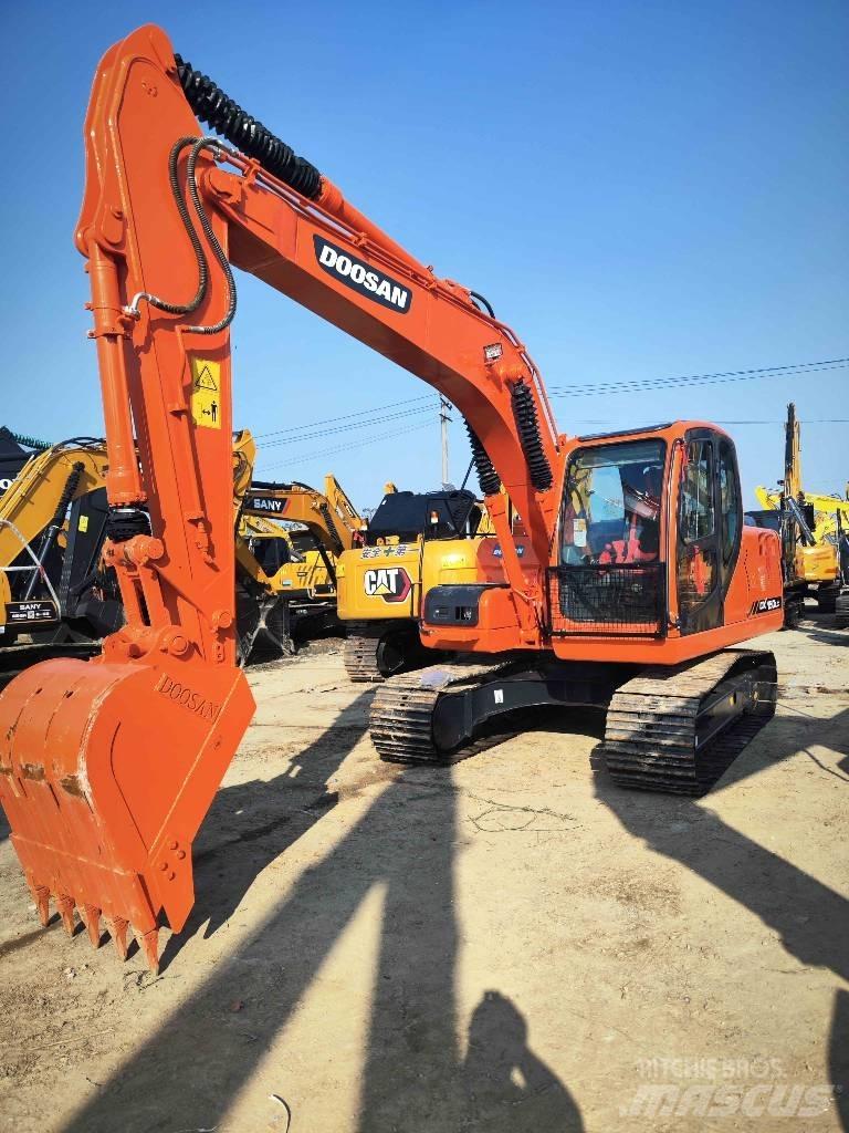 Doosan dx150 Excavatoare pe șenile
