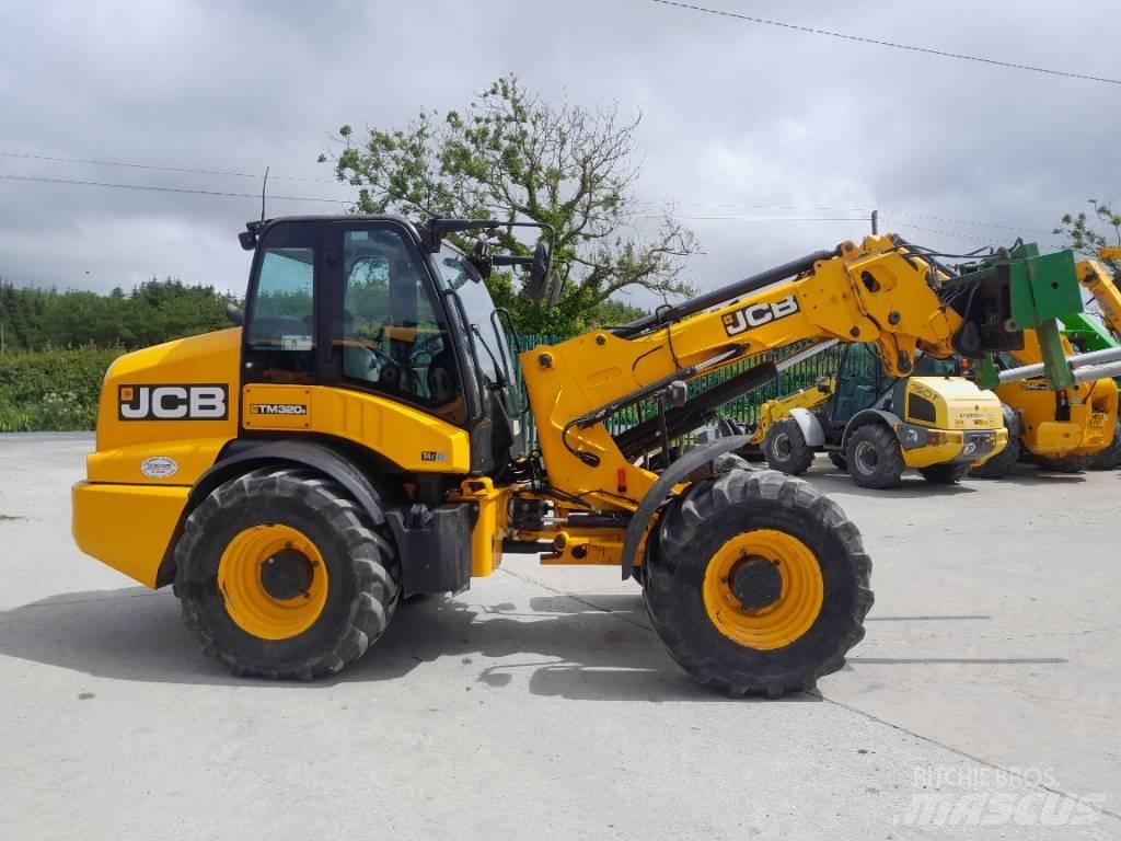 JCB TM 320 Manipulatoare agricole