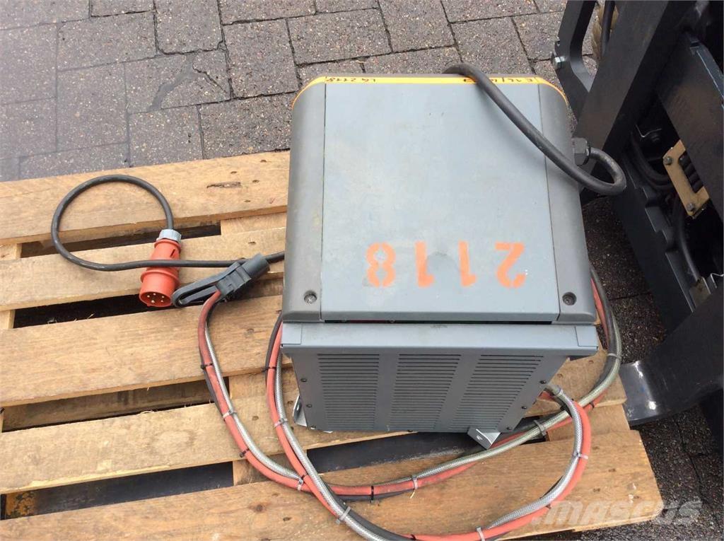 Linde E16 Stivuitor electric