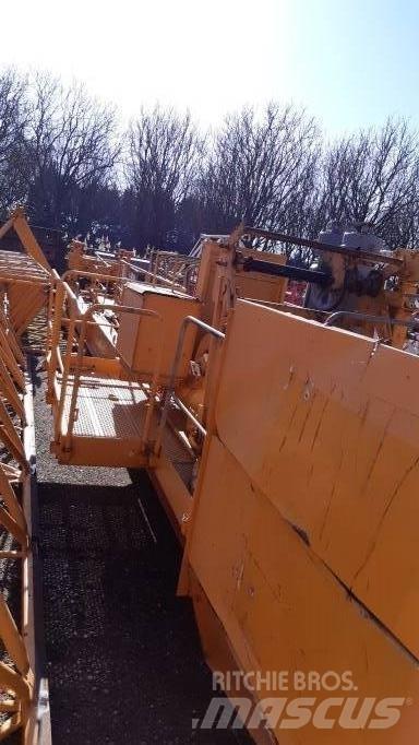 Potain MD 235 J12 Macarale turn