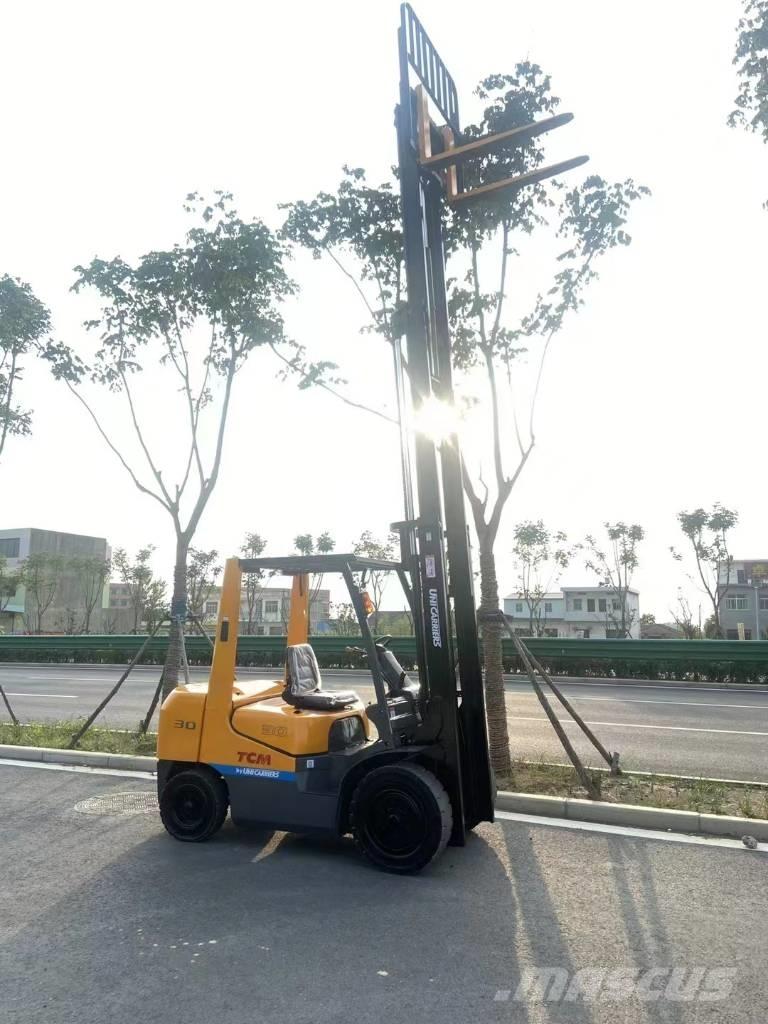 TCM FD 30 Stivuitor diesel