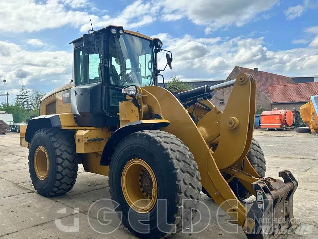 CAT 938M Incarcator pe pneuri