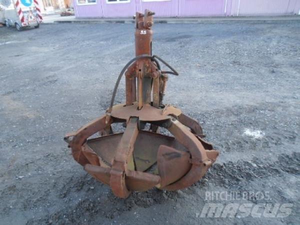  CHWYTAK DO ZŁOMU Excavator