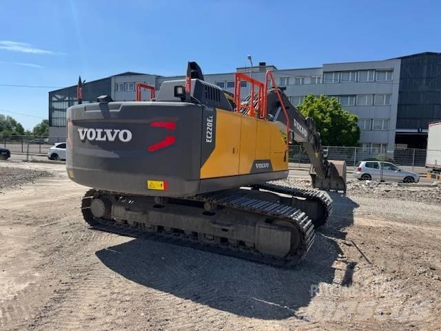 Volvo EC220EL Excavatoare pe șenile
