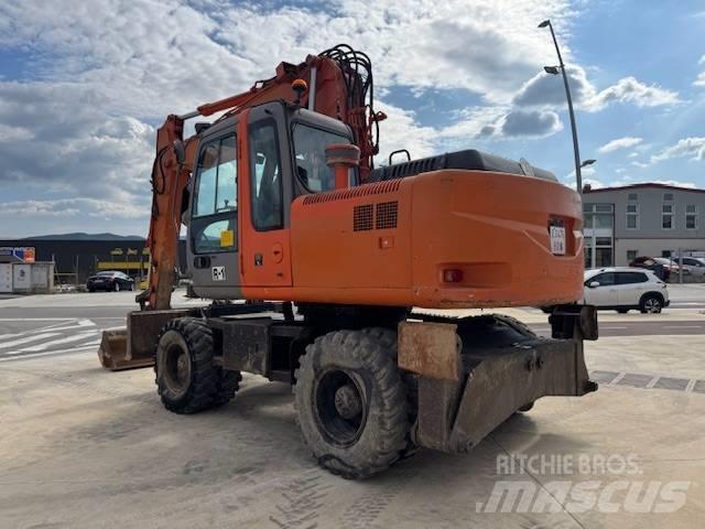Hitachi ZX 160 W Excavatoare cu roti