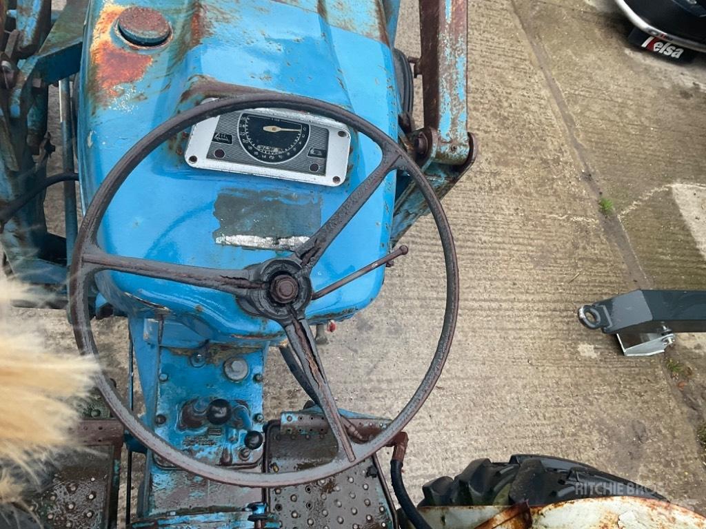 Ford 4000 Tractoare