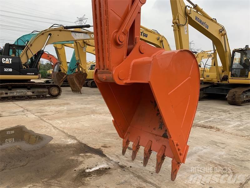 Doosan DX300 Excavatoare pe șenile
