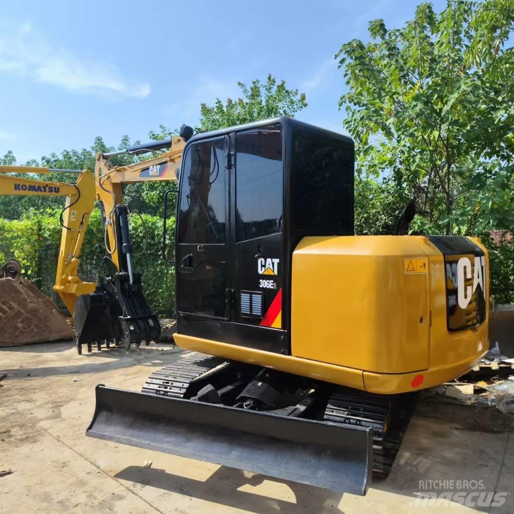 CAT 306 Excavatoare pe șenile
