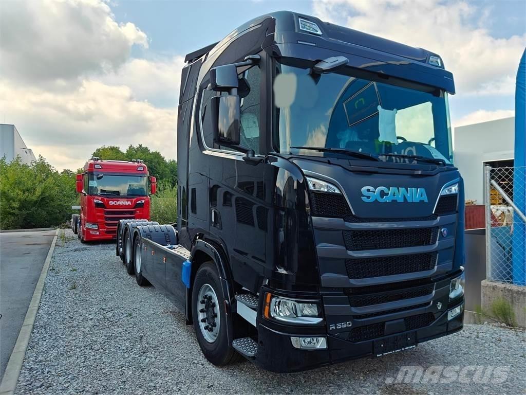 Scania R590 8x4 Camion cu carlig de ridicare