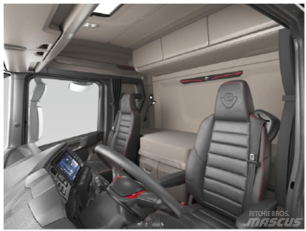 Scania R590 8x4 Camion cu carlig de ridicare