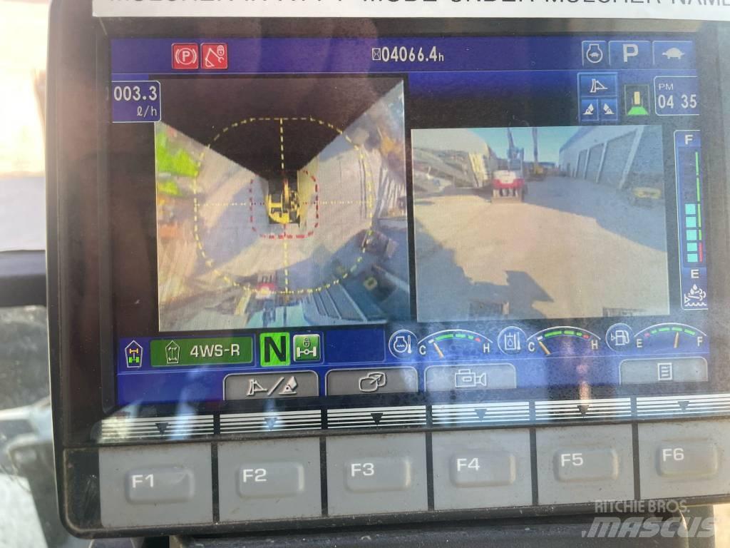 Komatsu PW118-11 Excavatoare cu roti