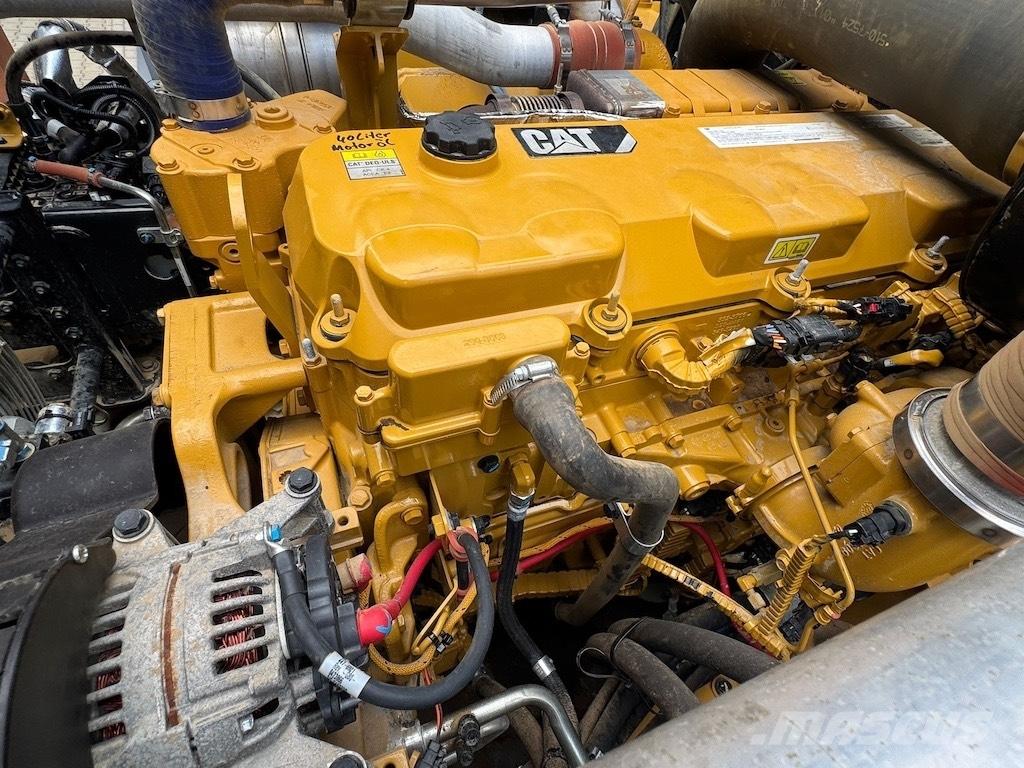 CAT 730 Transportoare articulate