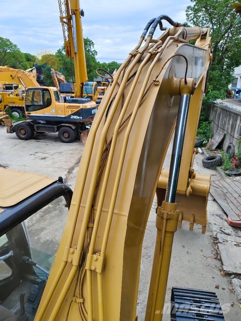 CAT 320 C L Excavatoare pe șenile
