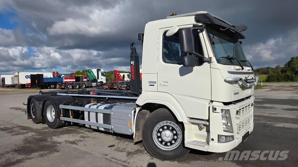 Volvo FM460 6X2*4 Camion cu carlig de ridicare