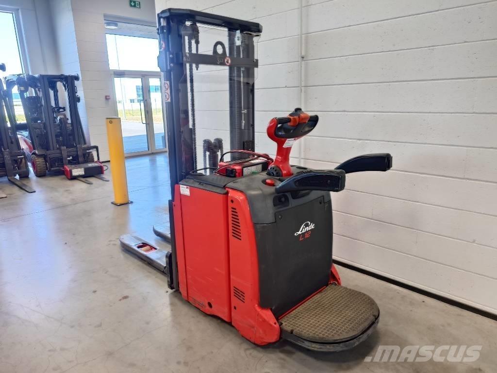 Linde L12AP/133 Transpaleti autopropulsanti