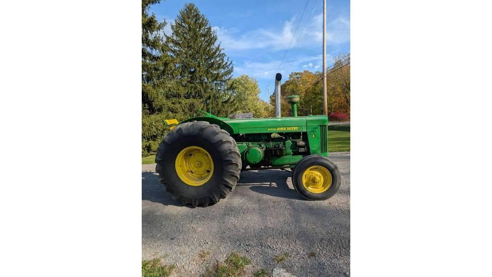 John Deere R Tractoare