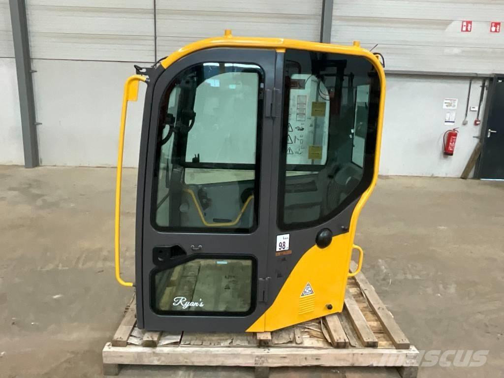 Volvo ECR 88 D Cabine si interior