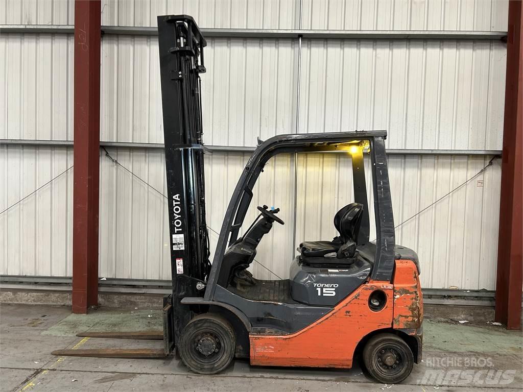 Toyota 02-8FDF15 Stivuitor diesel