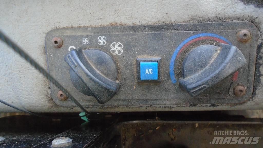 CAT 553 C Utilaje forestier de taiat